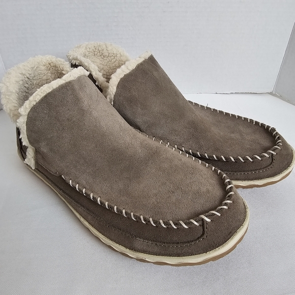 L.L.Bean Brown Suede Moccasins Plush Shearling Lined Size 10 - Picture 3 of 9